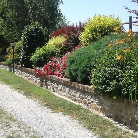 Hotel Cascina Stralla Farigliano Exterior foto