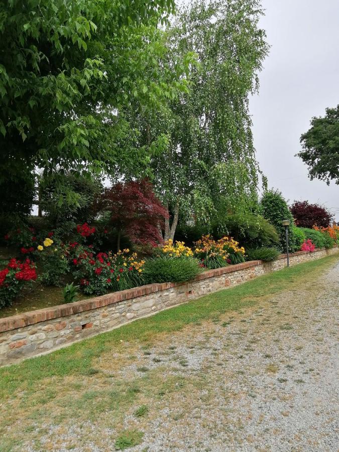 Hotel Cascina Stralla Farigliano Exterior foto